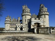Remparts du château de Pierrefonds, ph. Fabien Bellat