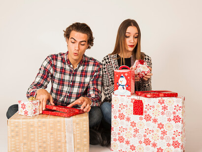 Roupas xadrez. Para a virada, essa escolha pode ser meio sóbria, então tente optar por tons mais abertos e tecido leve