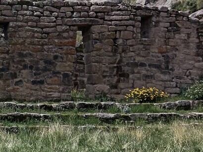 Ruinas de T’aqrachullo, popularmente conocidas como Ruinas de María Fortaleza 