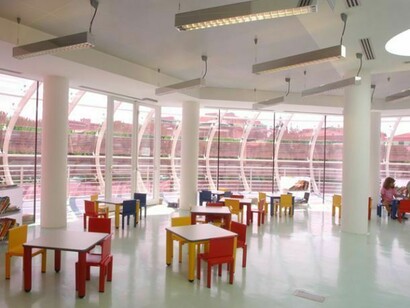 Perugia, mediateca, vista fotografica dell’interno (Tomas Clocchiatti)