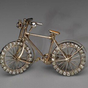 Jewelry. Courtesy of MFA