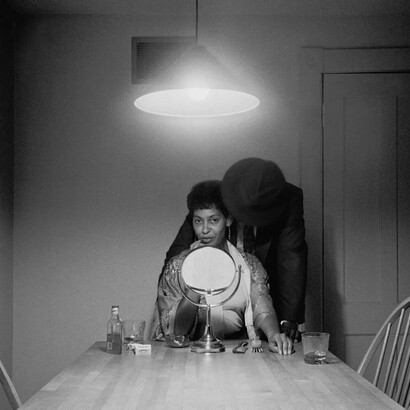Carrie Mae Weems, Untitled (Man and mirror), 1990. Avec l'aimable autorisation du musée de la photographie FOMU