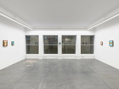 Angela Lane, Phantom light, exhibition view. Courtesy of Anat Ebgi