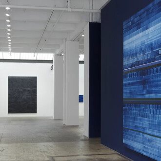 Juan Uslé, Cien días de abril, exhibition view. Courtesy of Galerie Lelong