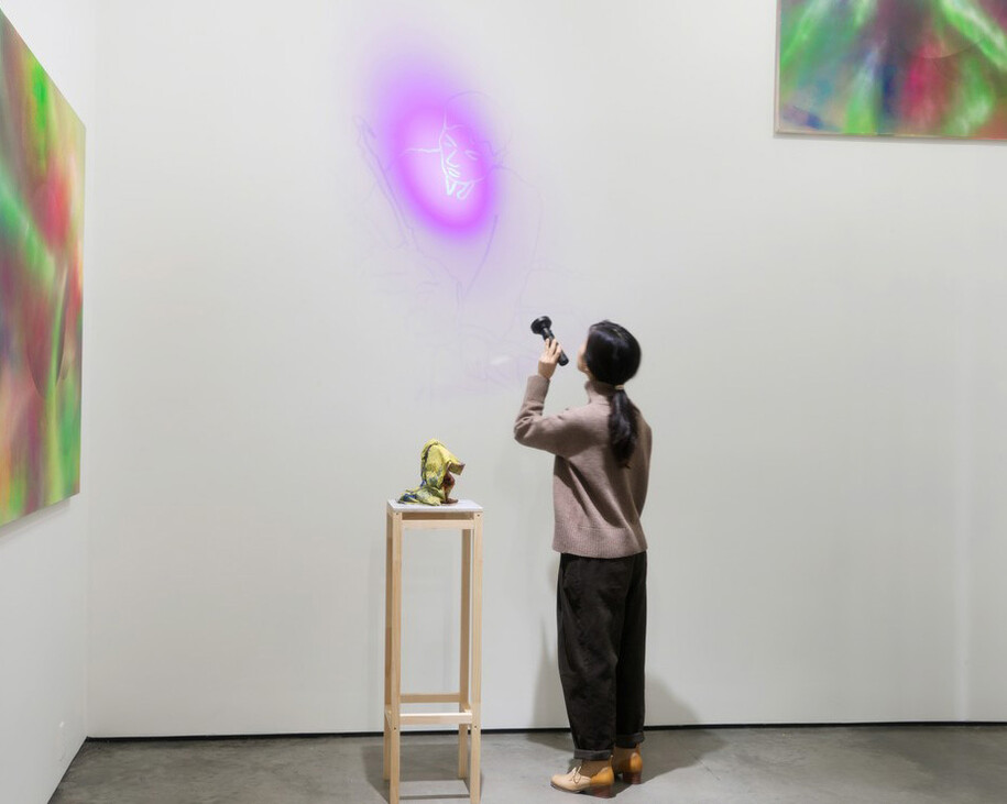 Tenacious Afterimage. Courtesy of Doosan Gallery