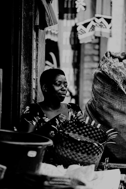 Le raphia dans l'économie locale est un pilier essentiel pour les communautés subsahariennes
