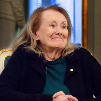 Annie Ernaux ha vinto il Premio Strega Europeo nel 2016 con il suo libro “Gli anni” (“Les Années”)