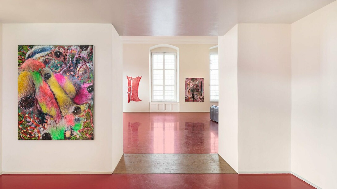 Exhibition view, Fremdkörper, Am Schwarzenbergplatz, Vienna, 2024. Courtesy of the artists and KOW/Berlin, LambdaLambdaLambda/Prishtina, Simone Subal/New York. Photo: kunst-dokumentation.com / Manuel Carreon Lopez