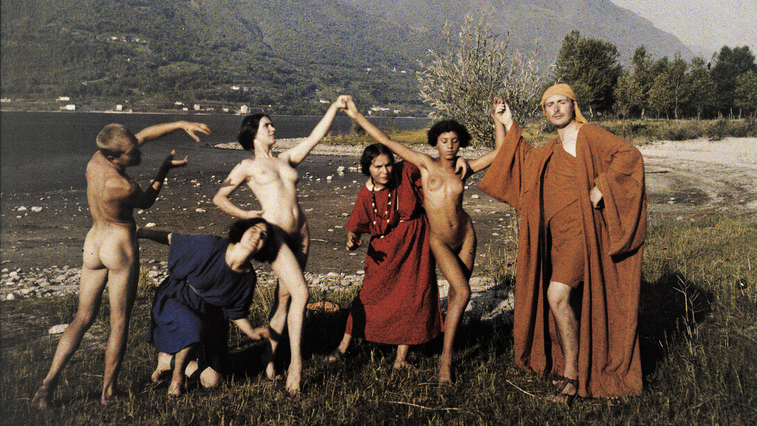 Johann Adam Meisenbach, Dancers on lake Maggiore near Ascona (by Rudolf von Laban), 1914. Mit freundlicher genehmigung der Bundeskunsthalle