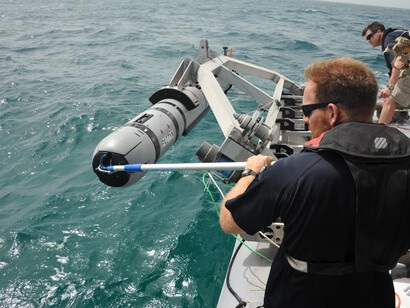 Unmanned underwater vehicle operation for scientific research improving the performance of these vehicles