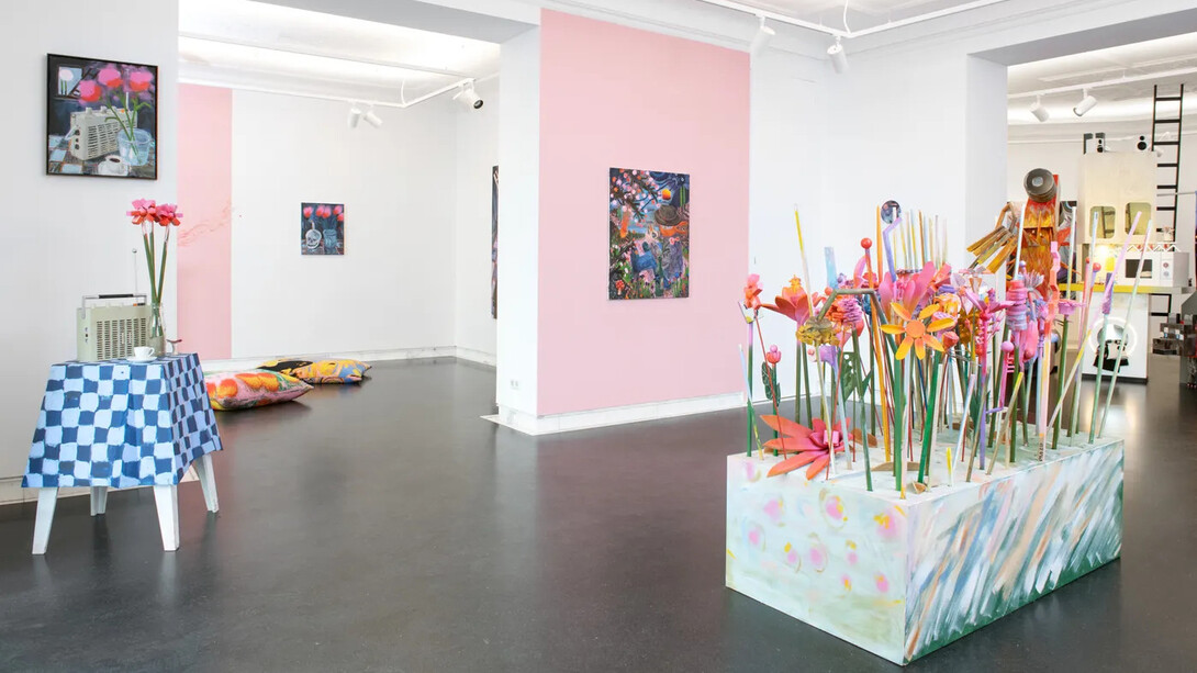 Philip Grözinger, Manntje, Manntje, Timpe Te, exhibition view. Courtesy of Galerie Kornfeld 