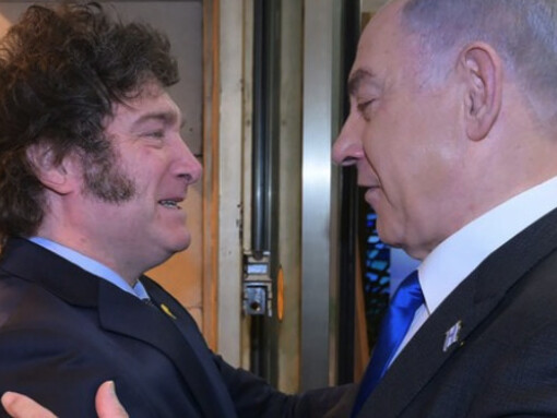 Milei ha mostrado su respaldo a Israel en foros internacionales, lo que marca un cambio respecto a la política más neutral que había seguido Argentina en el pasado