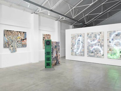 Manuela Pimentel, Eis-me, sou uma poeta, irei ao entardecer (Here I am, a poet, leaving at dusk), exhibition view. Courtesy of Underdogs