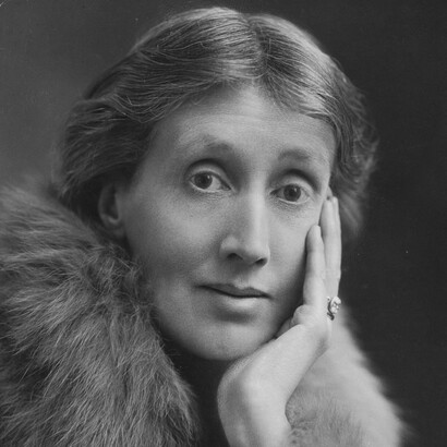 Virginia Woolf, una de las más destacadas figuras del modernismo anglosajón del siglo XX y del feminismo internacional