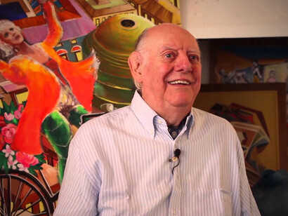 Dario Fo nel suo studio
