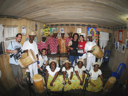 María Faustina Orobio Solís y su conjunto. De marimba a maestra: el viaje de María Faustina para entregar a las futuras generaciones la historia a través de la música, fotografía de Lucho Osorio Páez (Resistencia Music), Colombia