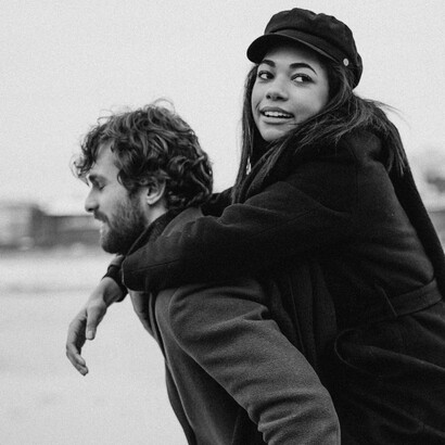 El amor es alegre, alborozado, sublime, un ritmo perfecto de rima
