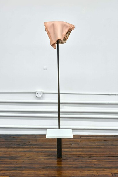 Ross Knight, Continuous Squeeze, exhibition view. Courtesy of Off Paradise Gallery