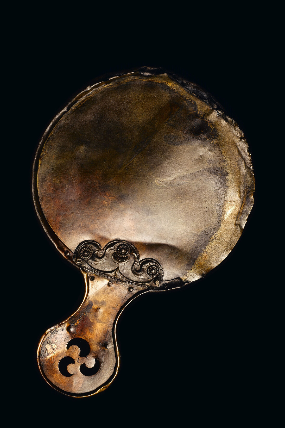 Balmaclellan mirror, Bronze, Balmaclellan, south-west Scotland, AD 80–250 © National Museums Scotland
