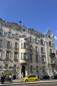 Szenes-ház is a characterful historical building located in Budapest’s 7th district, known for its artistic atmosphere and eclectic architectural style, Hungary