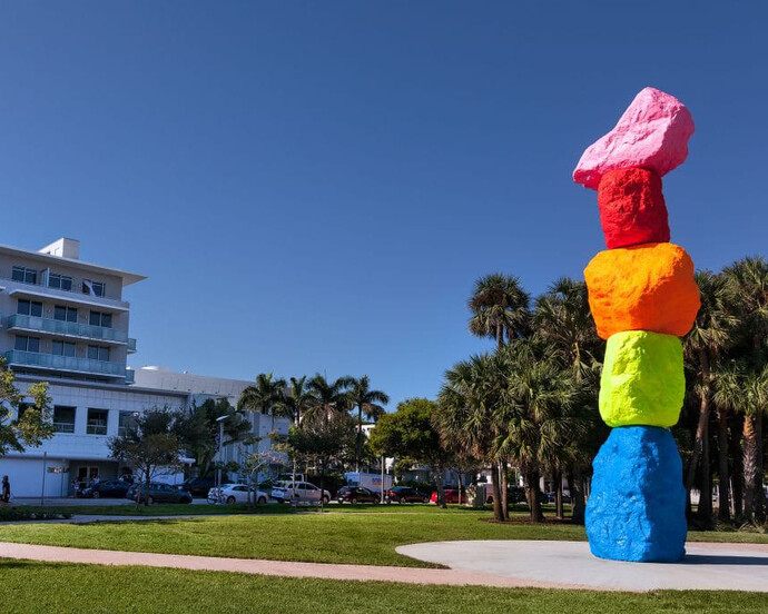 Ugo Rondinone. Courtesy of The Bass 