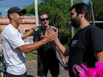 Durante el recorrido, la solidaridad de las personas se hizo presente con apoyo logístico, alojamiento y compañía en distintos tramos. Tacuarembó, Uruguay