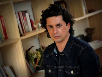 Benjamín Labatut (Róterdam, 1980) es un escritor chileno