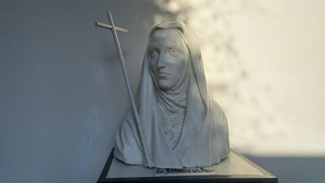 Busto de Mama Antula, la primera santa argentina