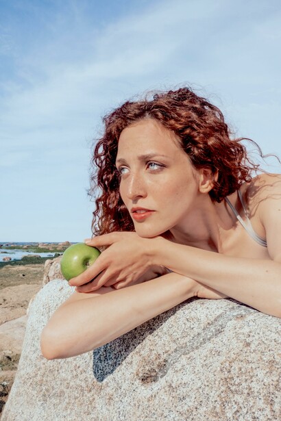 Maça contém tanino, que é um vaso-constritor, anti-séptico, e antioxidante