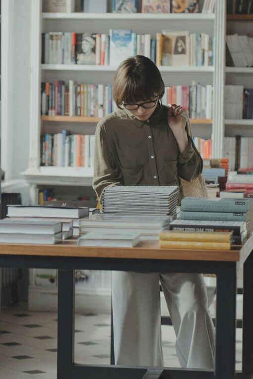 Estos textos invitan a pensar críticamente sobre el pasado, el arte y los vínculos humanos desde experiencias reales