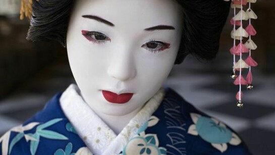 The Love Doll/Day 32 (Blue Geisha Close-up), 2011, Fuji Matte print, 76.2 x 101.6 cm, ed.5
©Laurie Simmons