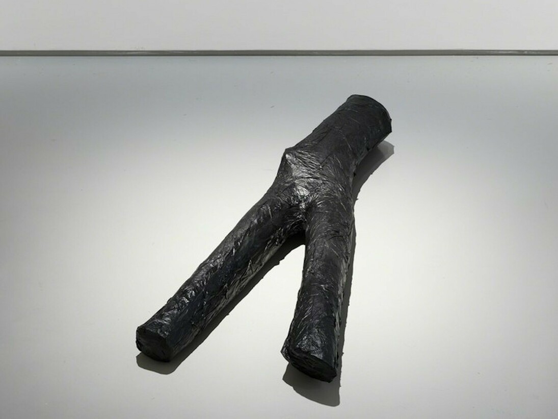 Joël Andrianomearisoa: Last Year in Antananarivo, Exhibition view. Courtesy of Tyburn Gallery