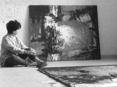 Juana Francés, en su estudio