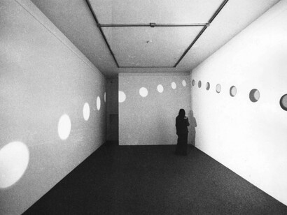 Nancy Holt, Mirrors of light II, 1974, Walter Kelly Gallery