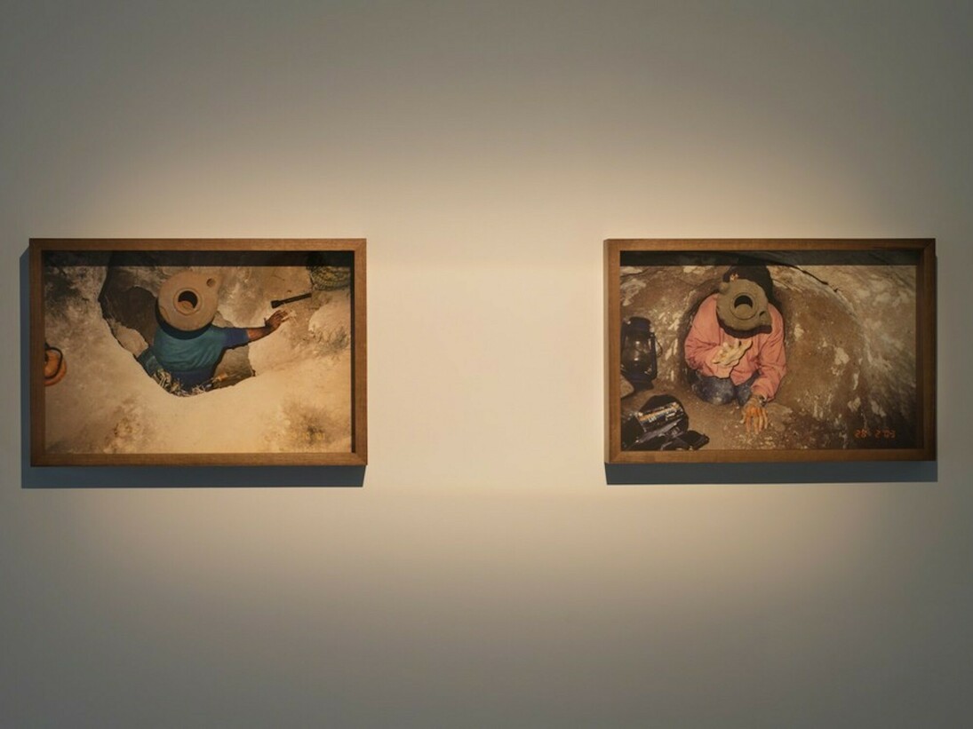 The Bureau of Authentication, Exhibition view. Courtesy of narrative projects