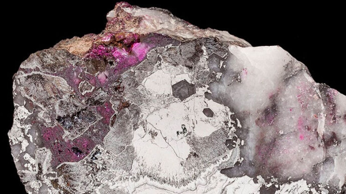 Mineralogy collections. Courtesy of Natural History Museum 