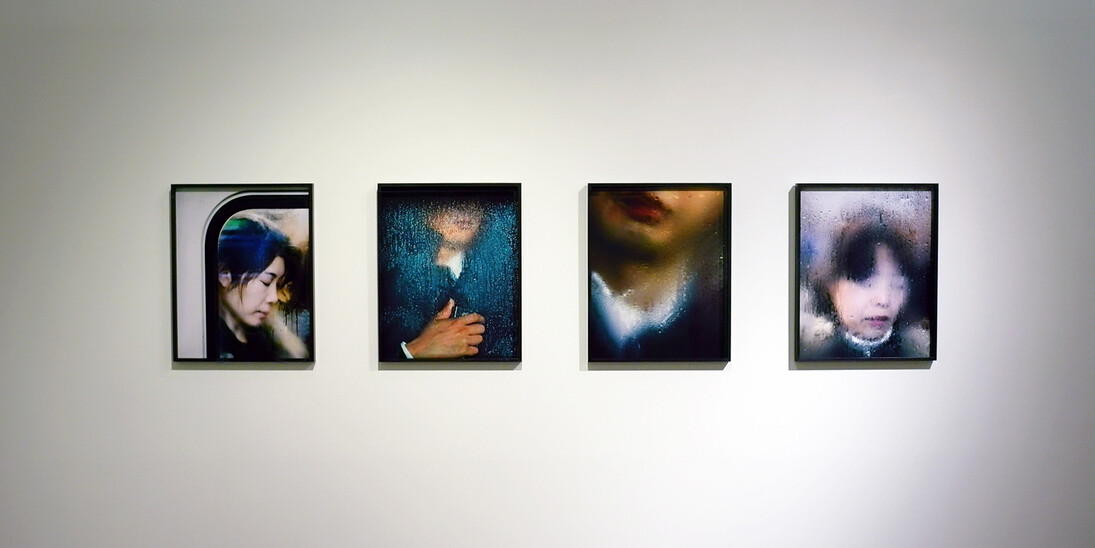 Michael Wolf, Exhibition view. Courtesy of Christophe Guye Galerie 