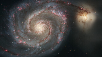 M 51 è un oggetto astronomico del catalogo di Messier che comprende due galassie; la più grande Galassia Vortice (anche nota come NGC 5194) è una classica galassia a spirale, sscoperta da Charles Messier il 13 ottobre del 1773; la più piccola galassia compagna nota come NGC 5195, è parzialmente coperta da un braccio di polvere della spirale Vortice (con la quale interagisce) ed è stata scoperta da Pierre Méchain nel 1781