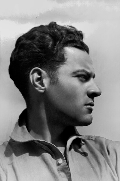 El tema de la libertad en Tina Modotti está esencialmente ligado a su personalidad multifacética