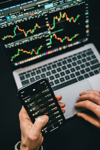 We're currently far from the initial trade system: a good for another good. The evolution of money is also the evolution of the trade system