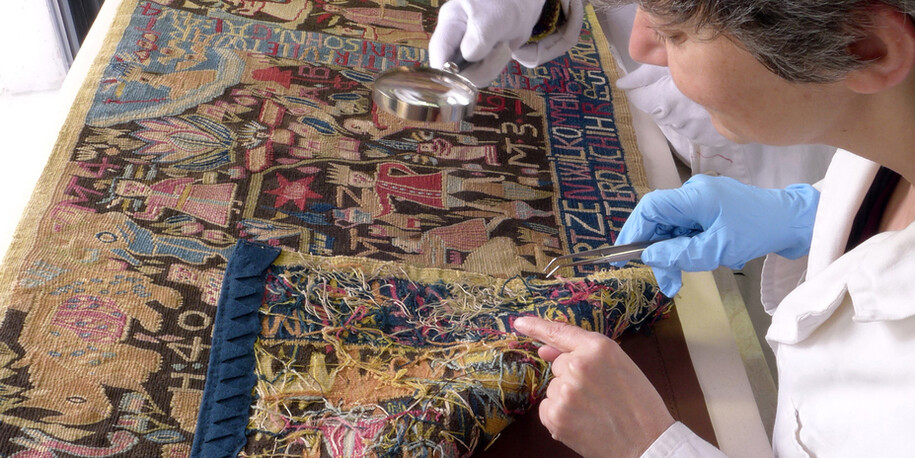 Anna Weaves Reformation. Courtesy of Museum Europäischer Kulturen