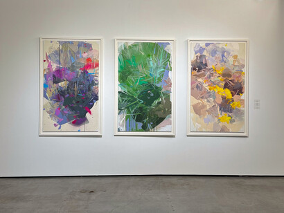 Emily Leonard, exhibition view. Courtesy of Winston Wächter Fine Art