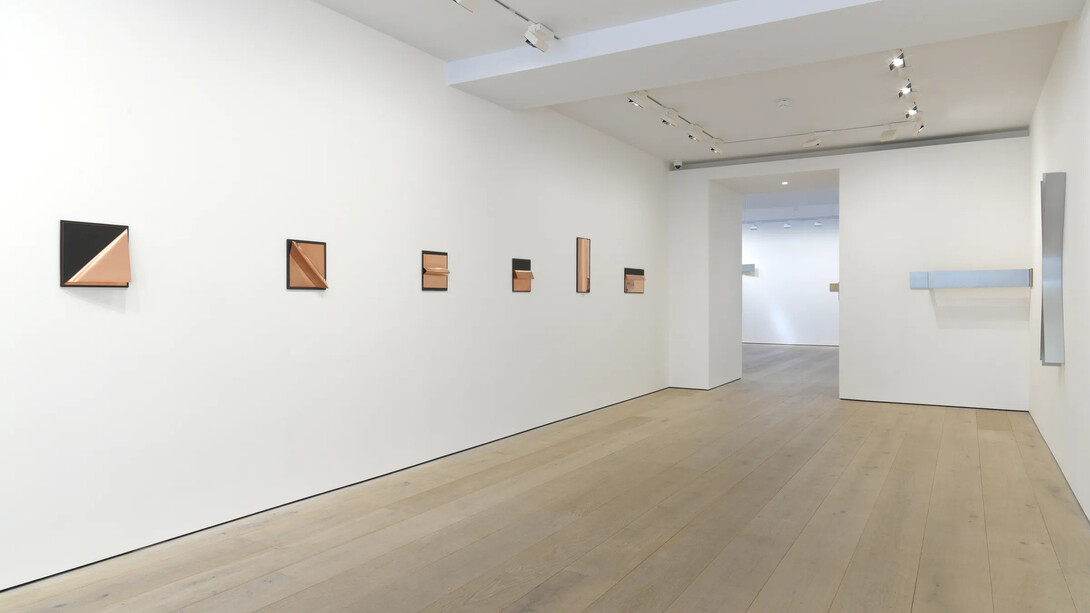 Lesley Foxcroft, exhibition view. Courtesy of Annely Juda Fine Art