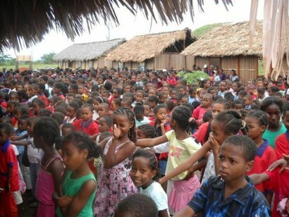 Les enfants des écoles Tsaiky Tsara