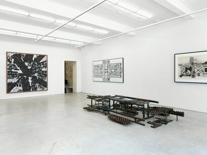 Nagy, Libby, Le Va, Exhibition view. Courtesy of Magenta Plains