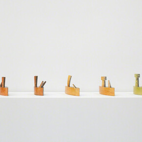 Peter Shire. Courtesy of Kayne Griffin Corcoran