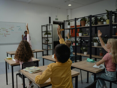 El conocimiento es una forma de energía que se materializa por medio de la enseñanza