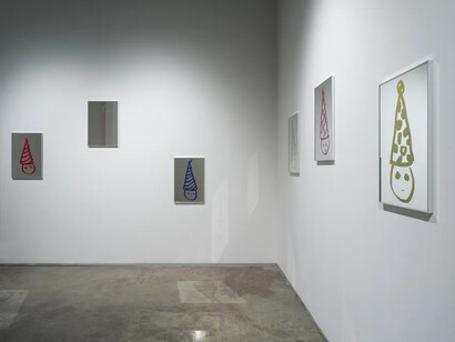 :mentalKlinik, Are you human enough, exhibition view. Courtesy of Gallery Isabelle Van Den Eynde