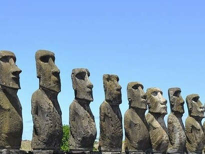 The longest Moais line in the world 