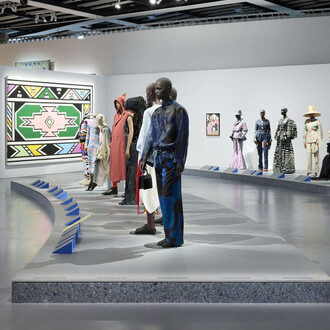 Africa fashion, vue d'exposition. Avec l'aimable autorisation du Musée du Quai Branly